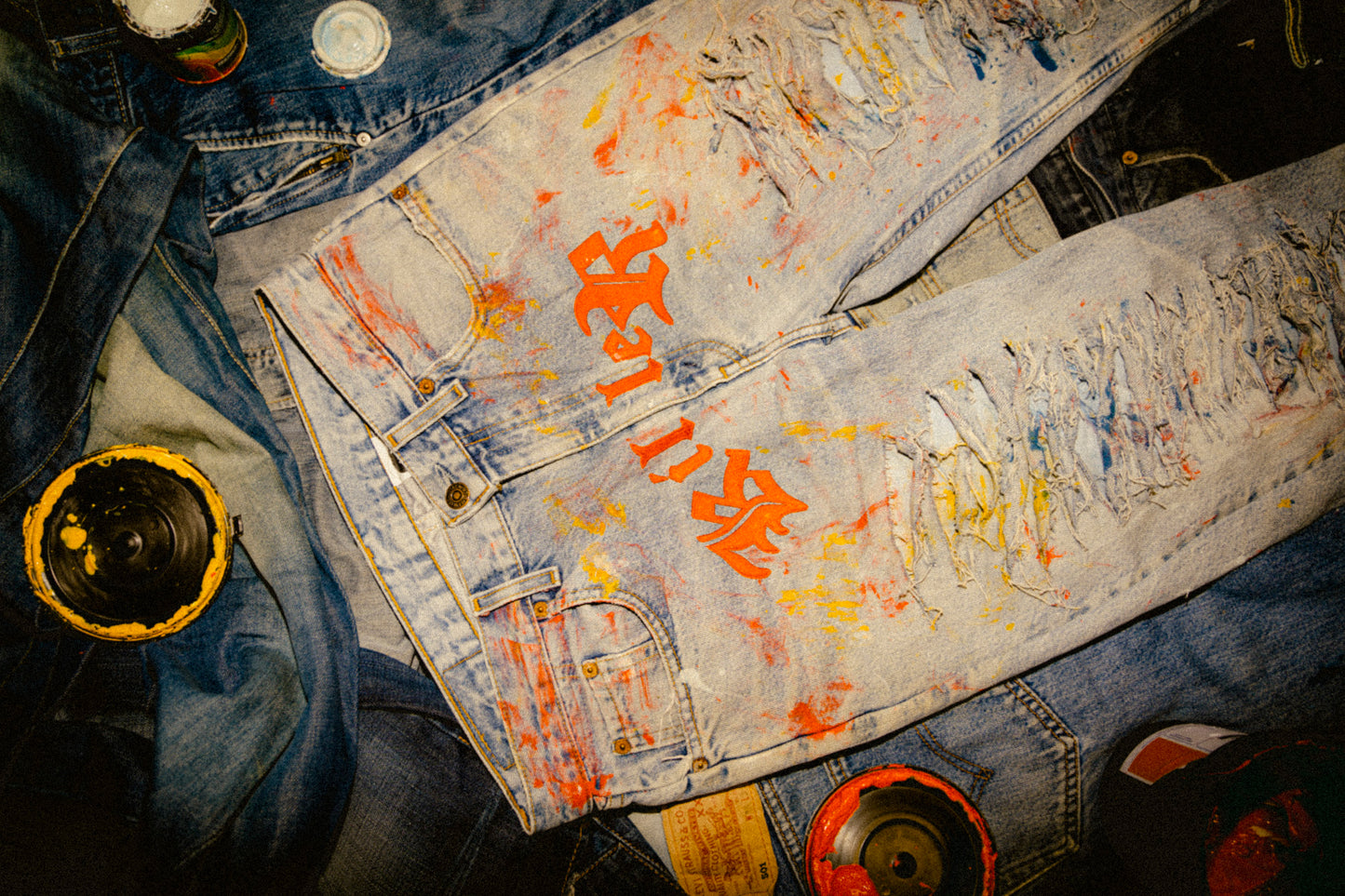 AFTERLIFE RED KILLER LEVIS