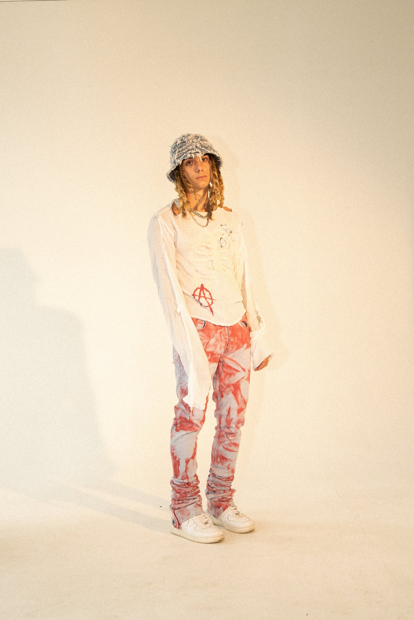 “RED SKY JEANS”