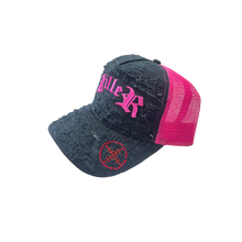 Carica l'immagine nel visualizzatore di Gallery, SADDEST KILLER BLACK/PINK TRUCKER
