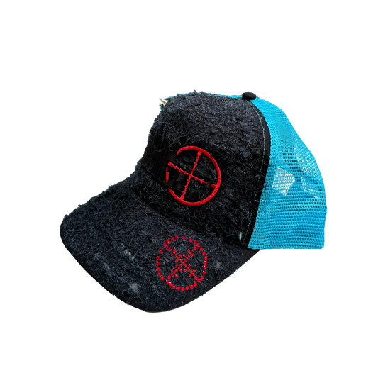 BLACK/BLACK LOGO TRUCKER