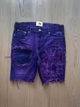 Carica l'immagine nel visualizzatore di Gallery, CUSTOM PURPLE JEANS cop killer x sick
