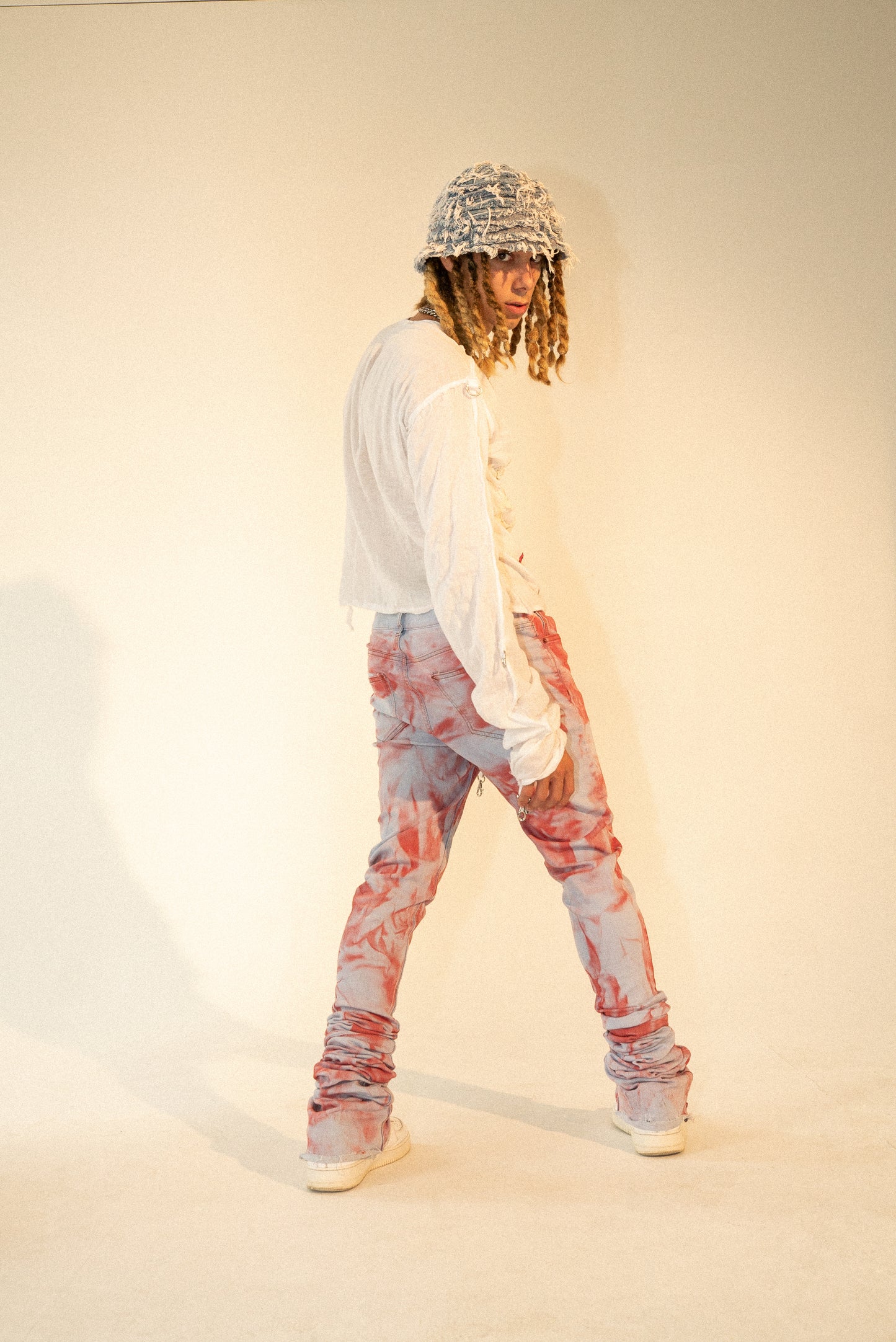 “RED SKY JEANS”